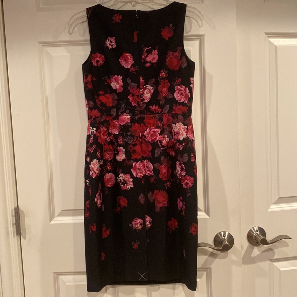 2 petite  Talbots black dress with flowers - NWT - Picture 3 of 3